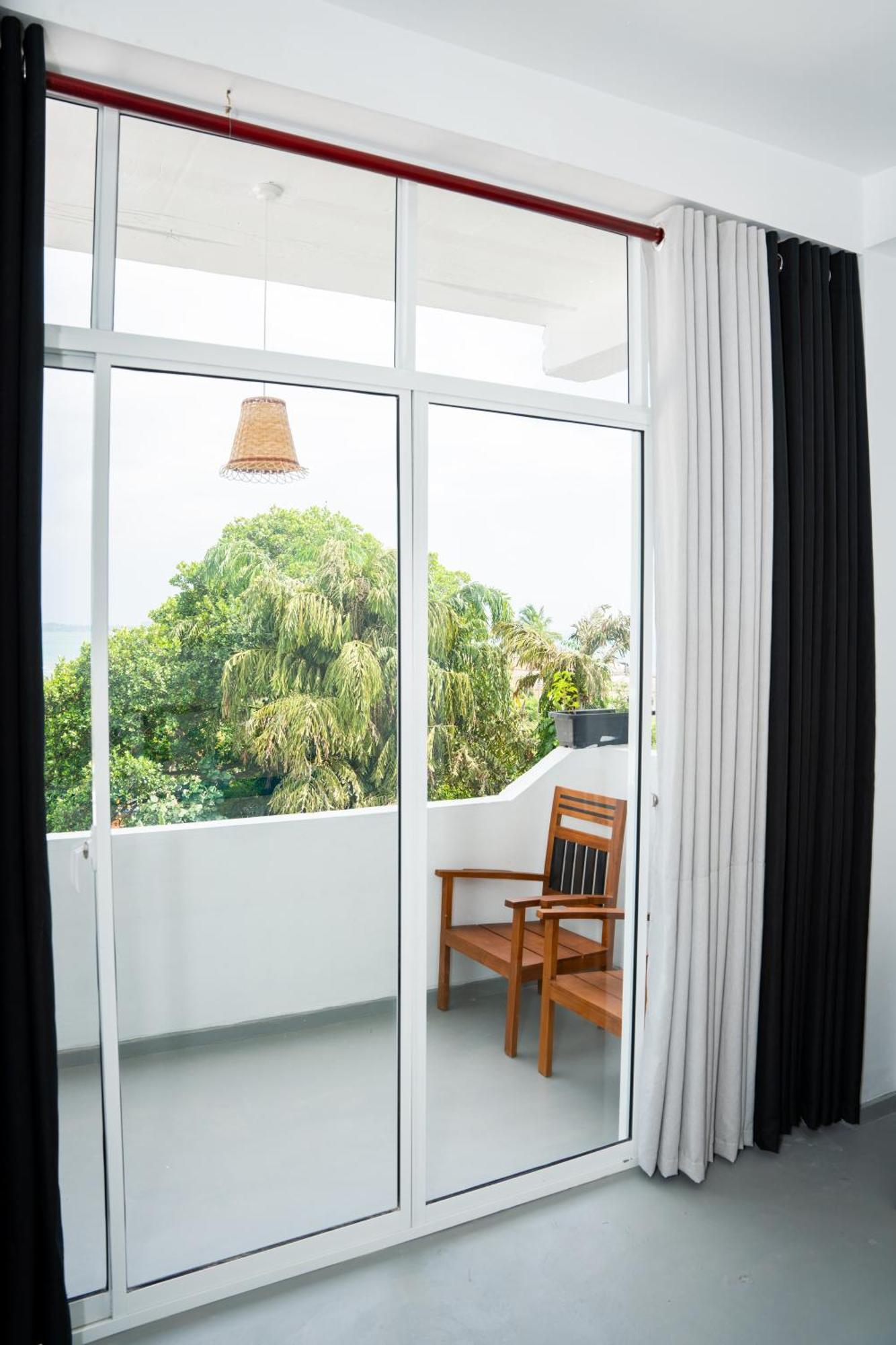 Regal Heights Hotel Weligama Exterior foto
